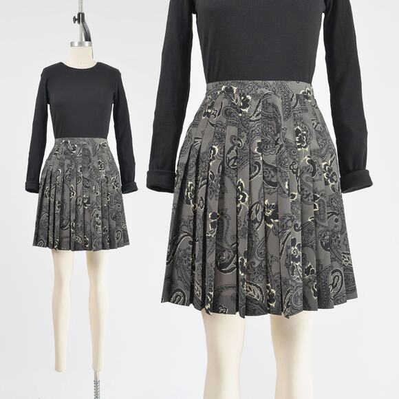 Vintage 90s Gray Pleated Floral and Paisley Academia Schoolgirl Mini Skirt M - Picture 2 of 7